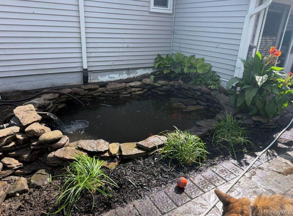 17 Grove Street, Sayville, NY 11782