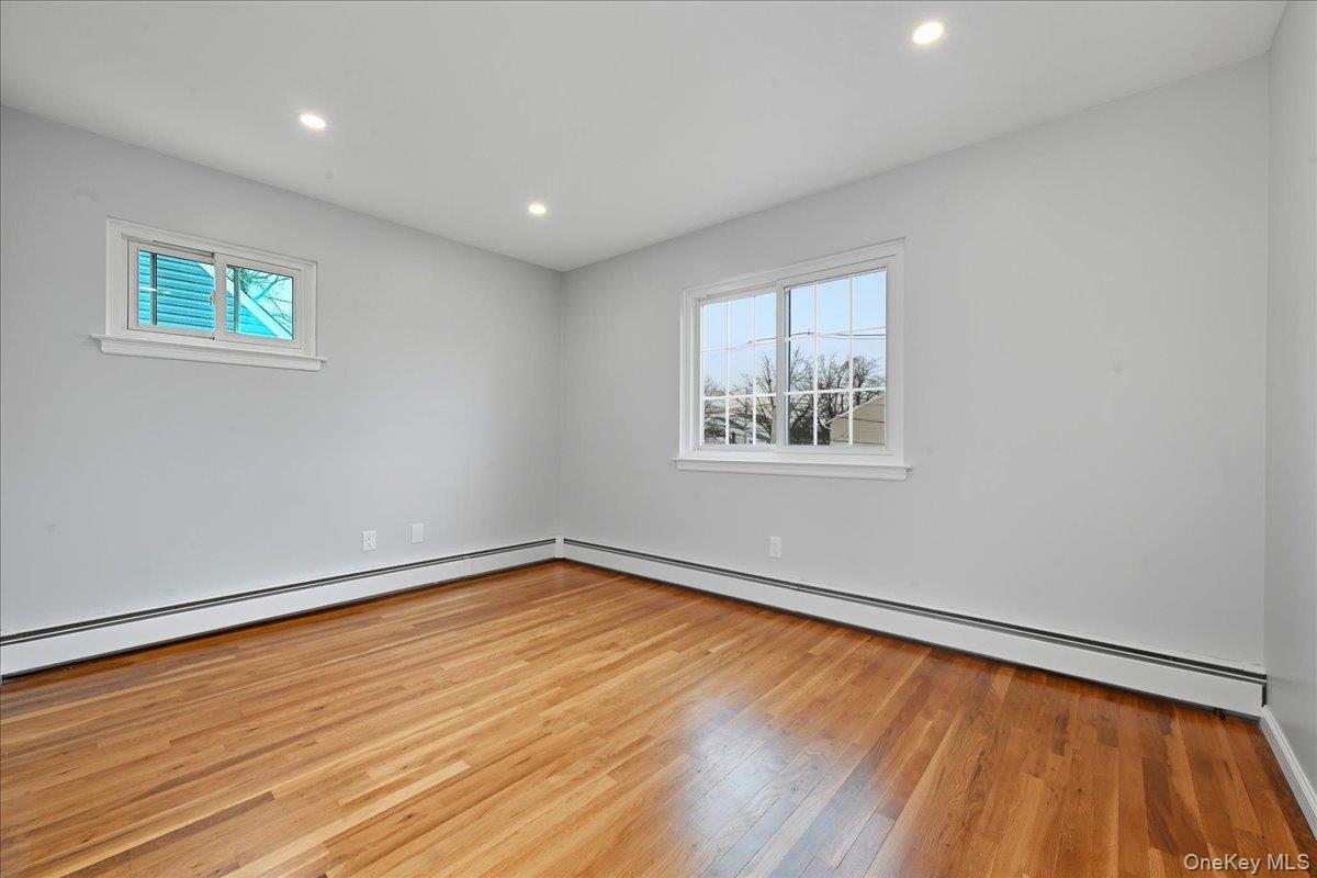 557 Southside Avenue, Freeport, NY 11520