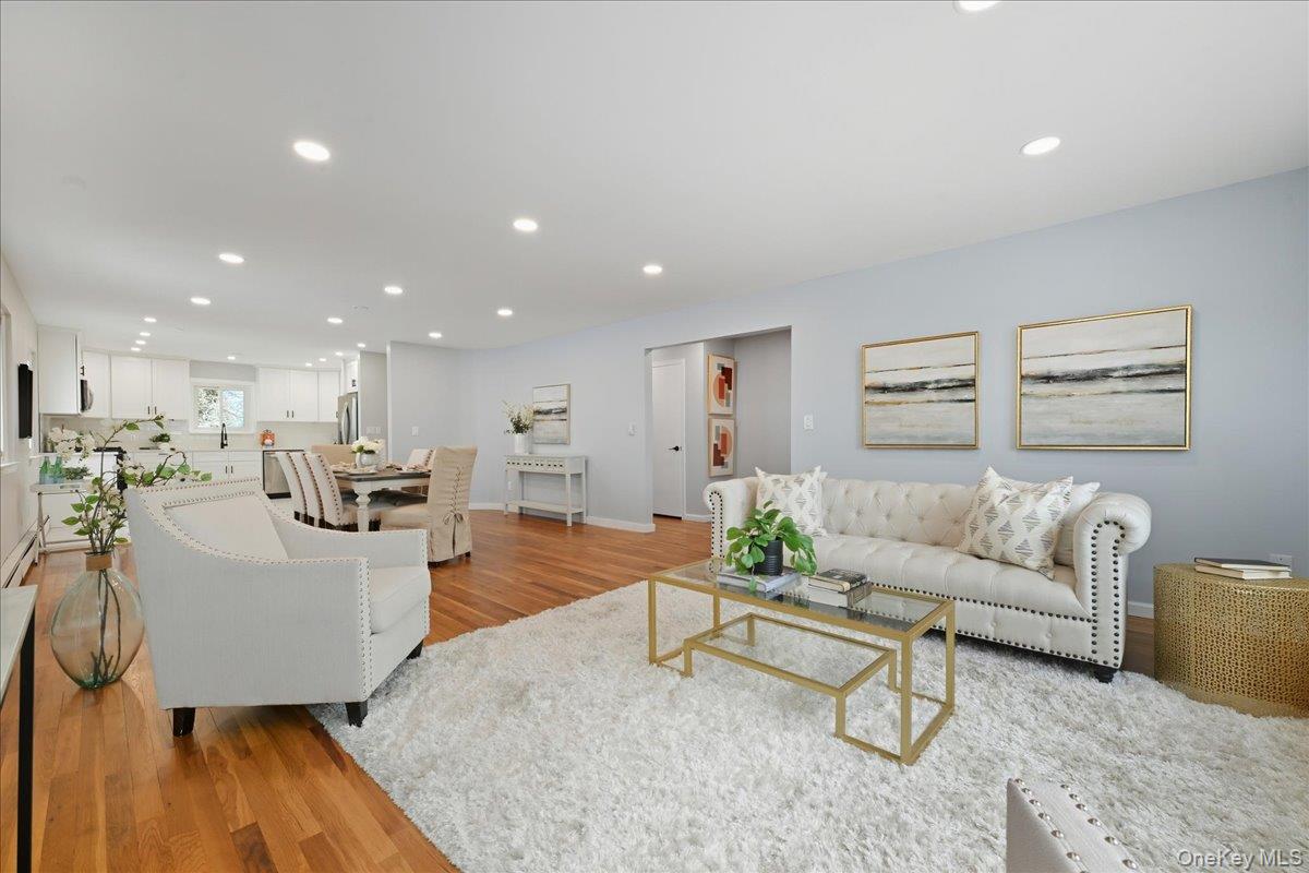 557 Southside Avenue, Freeport, NY 11520