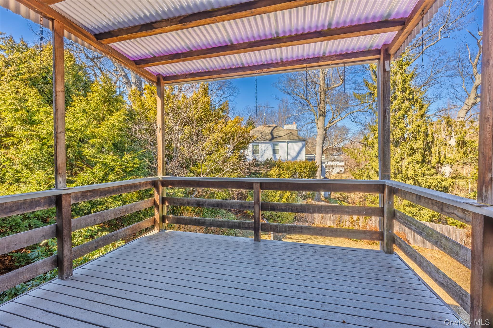 11 Delaware Avenue, Port Washington, NY 11050