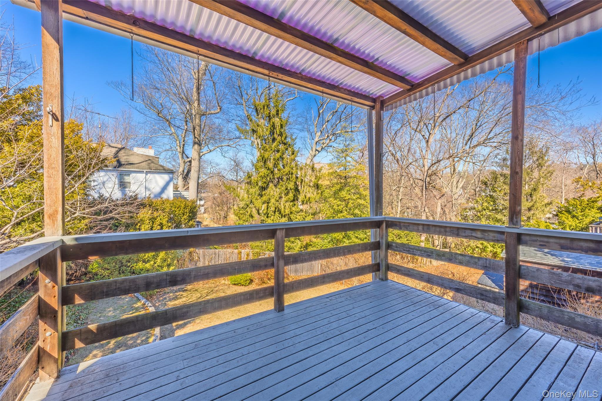 11 Delaware Avenue, Port Washington, NY 11050