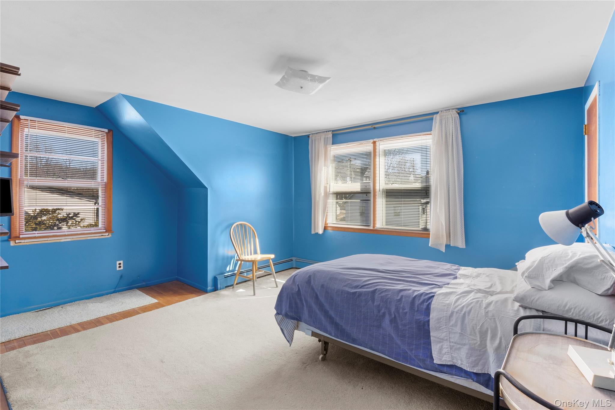 11 Delaware Avenue, Port Washington, NY 11050