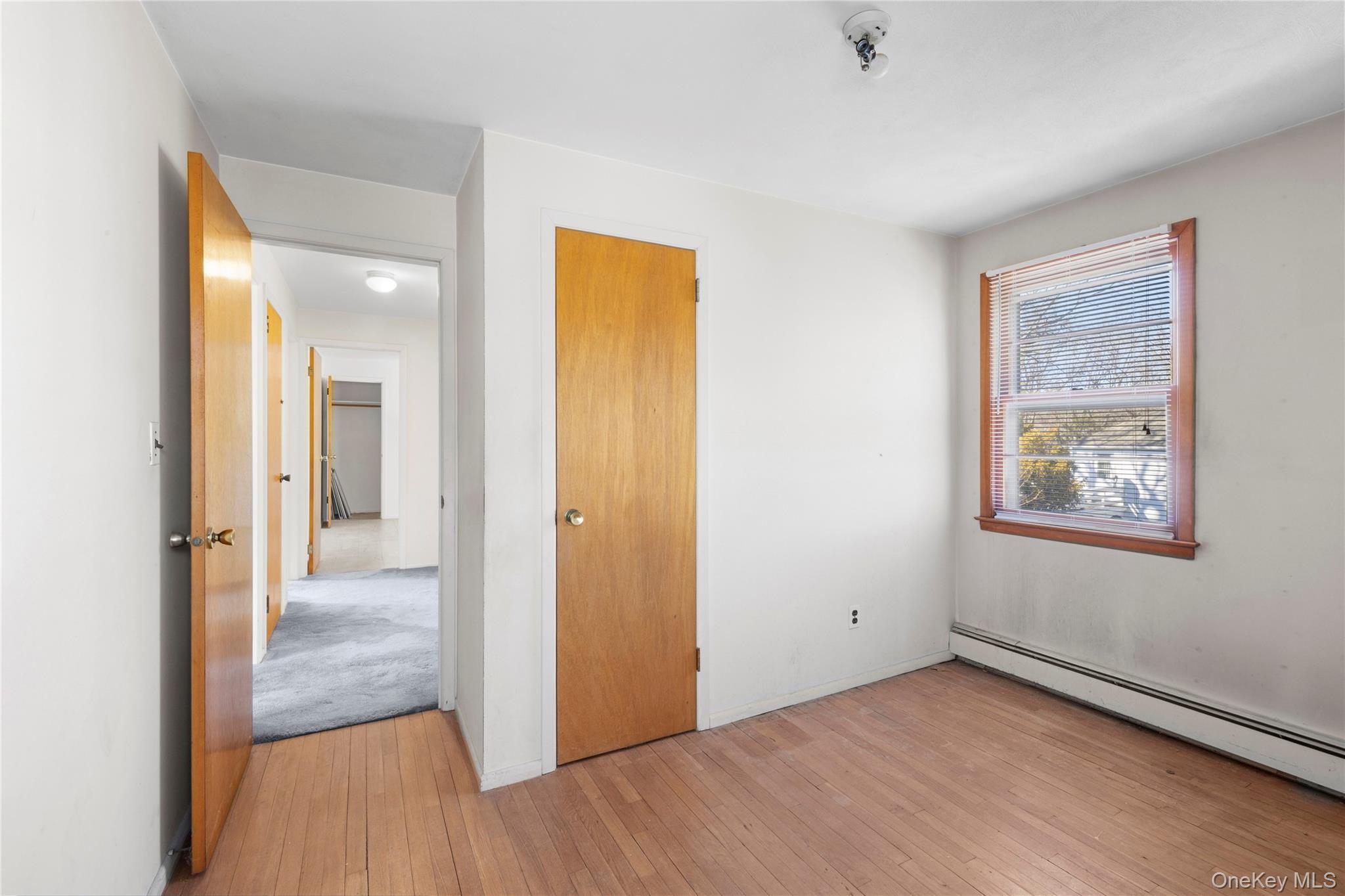 11 Delaware Avenue, Port Washington, NY 11050