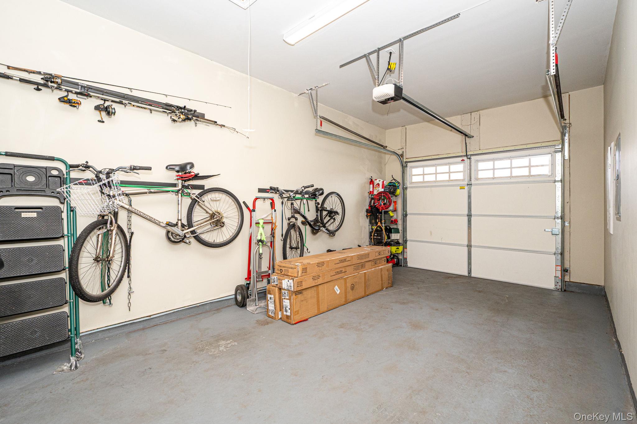 3104 Fox Hill Drive, Baiting Hollow, NY 11933