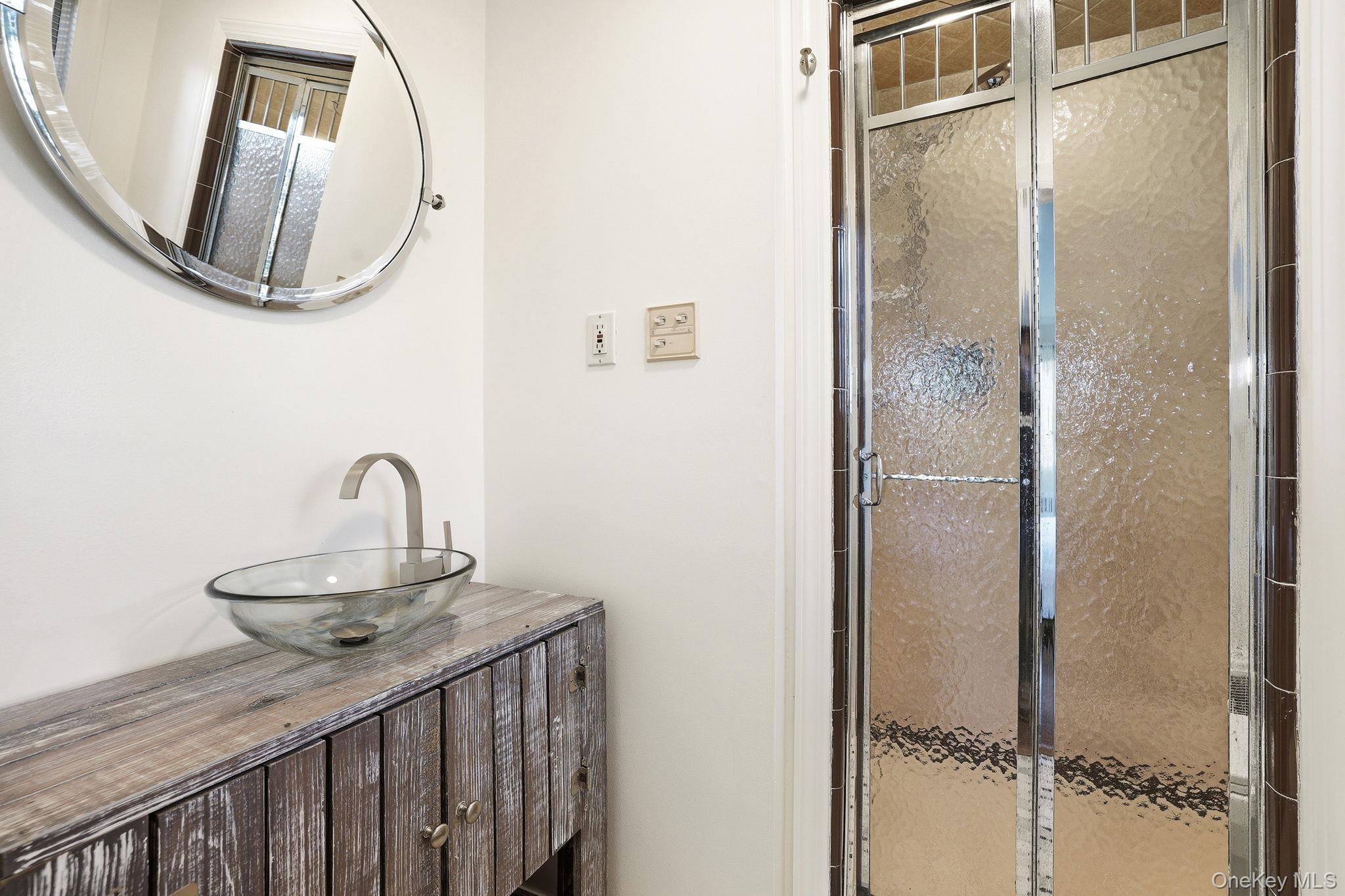 6 Darling Avenue, New Rochelle, NY 10804