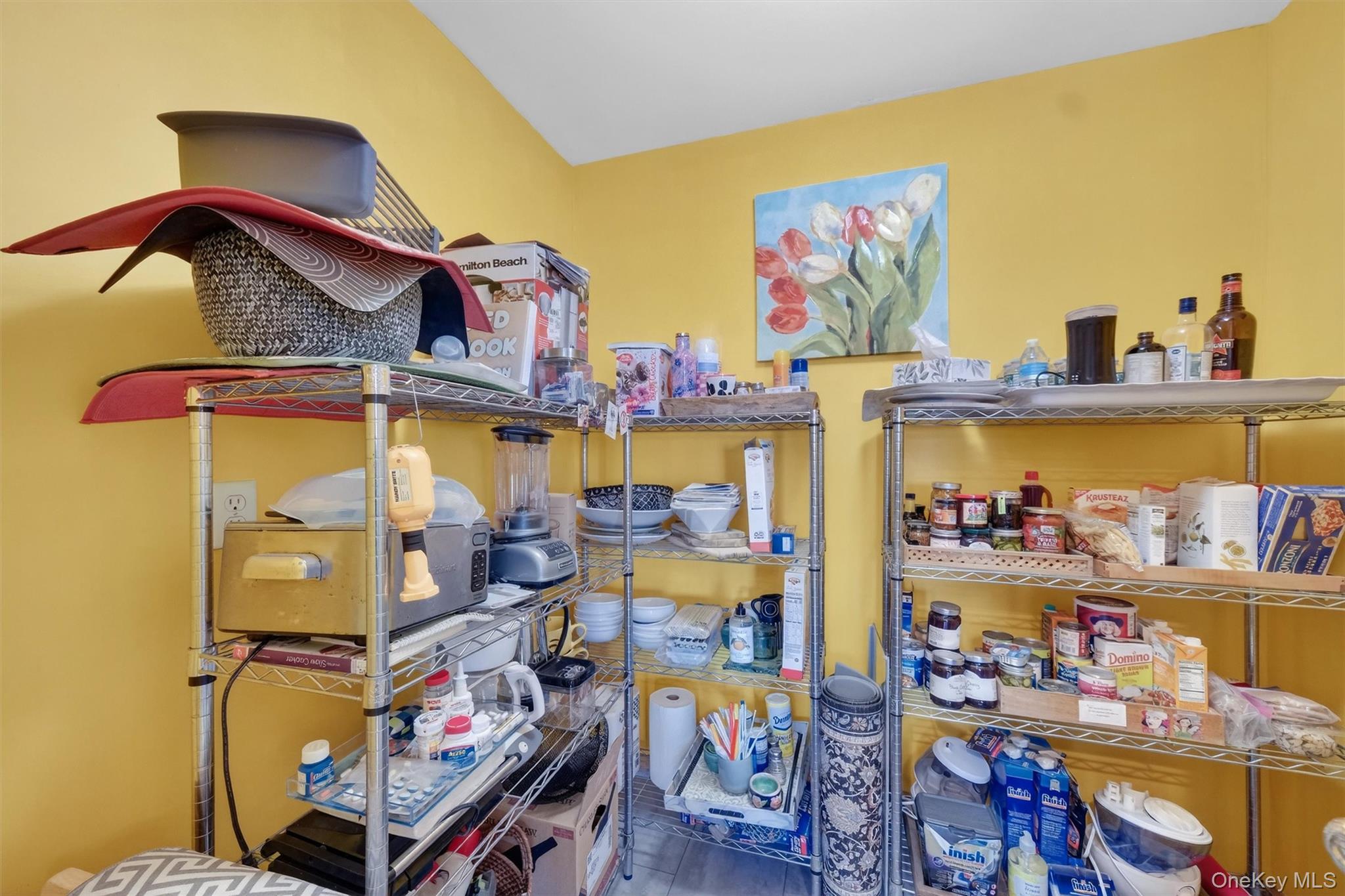 15 Meadow Drive, Red Hook, NY 12571