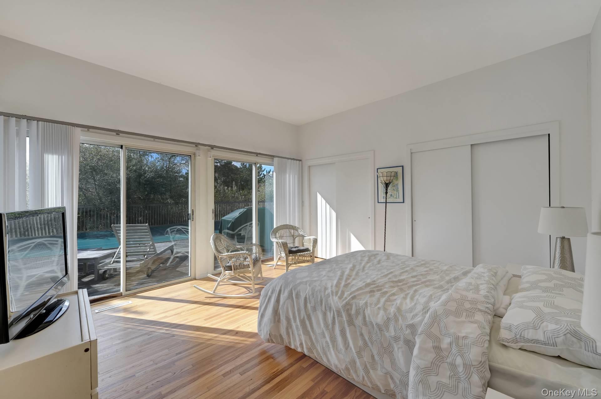 3 Meadow Way, Westhampton Beach, NY 11978