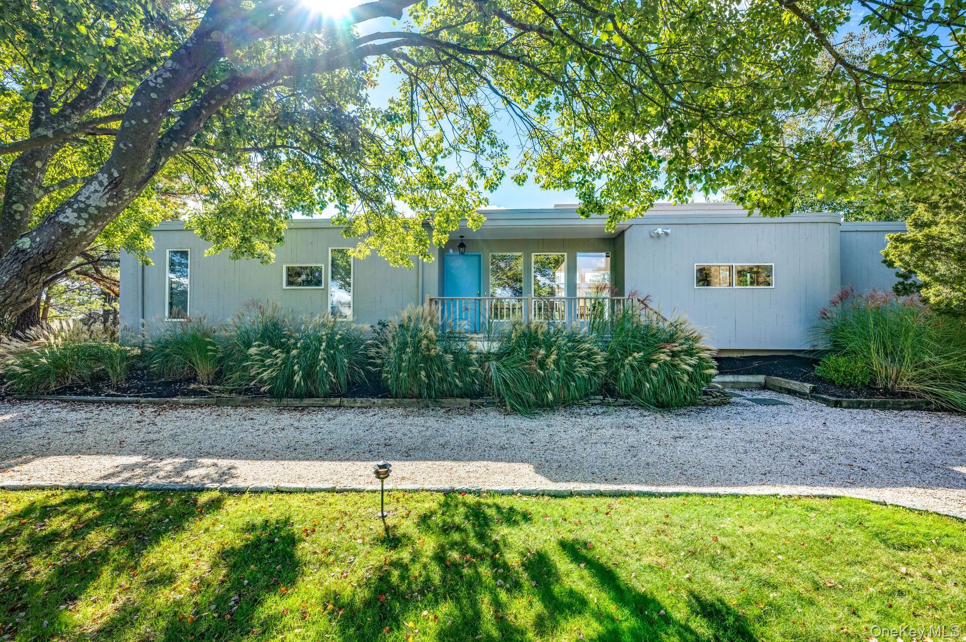 3 Meadow Way, Westhampton Beach, NY 11978