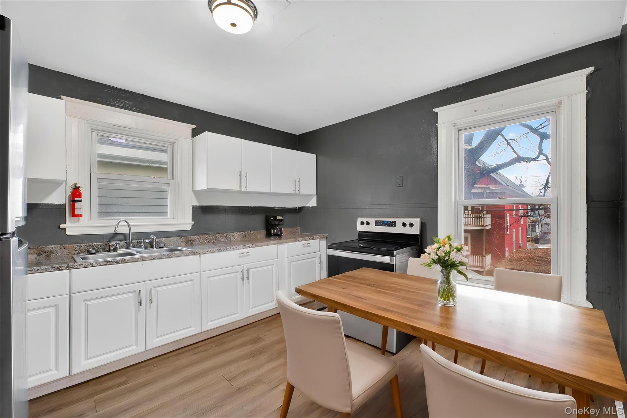 11 Manitou Avenue, Poughkeepsie, NY 12603