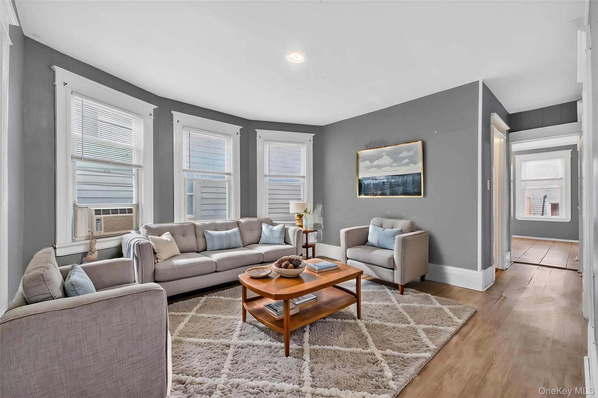 11 Manitou Avenue, Poughkeepsie, NY 12603