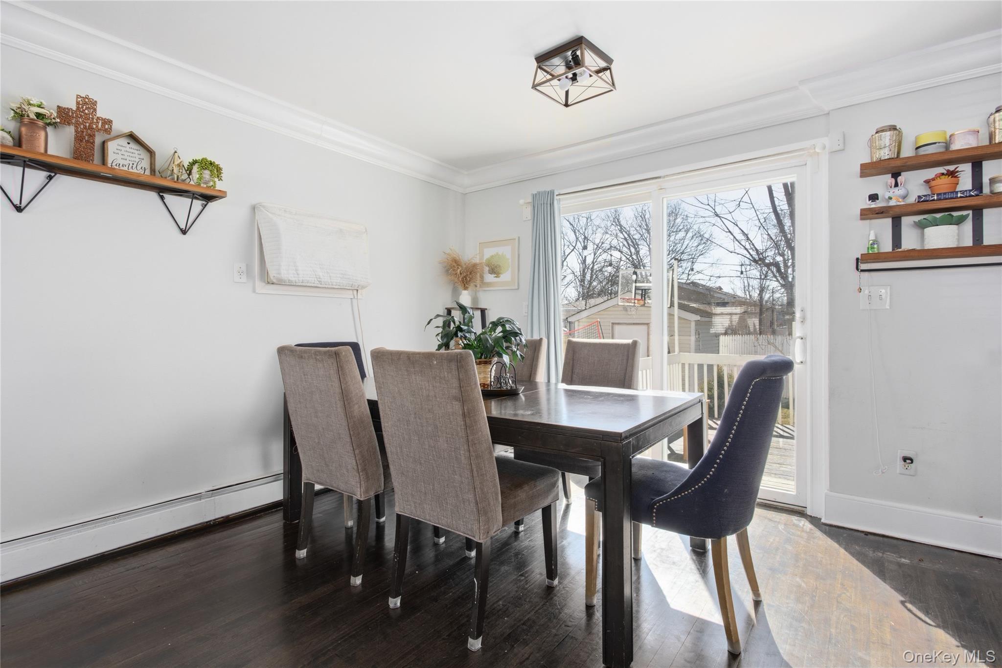 254 40th Street, Copiague, NY 11726