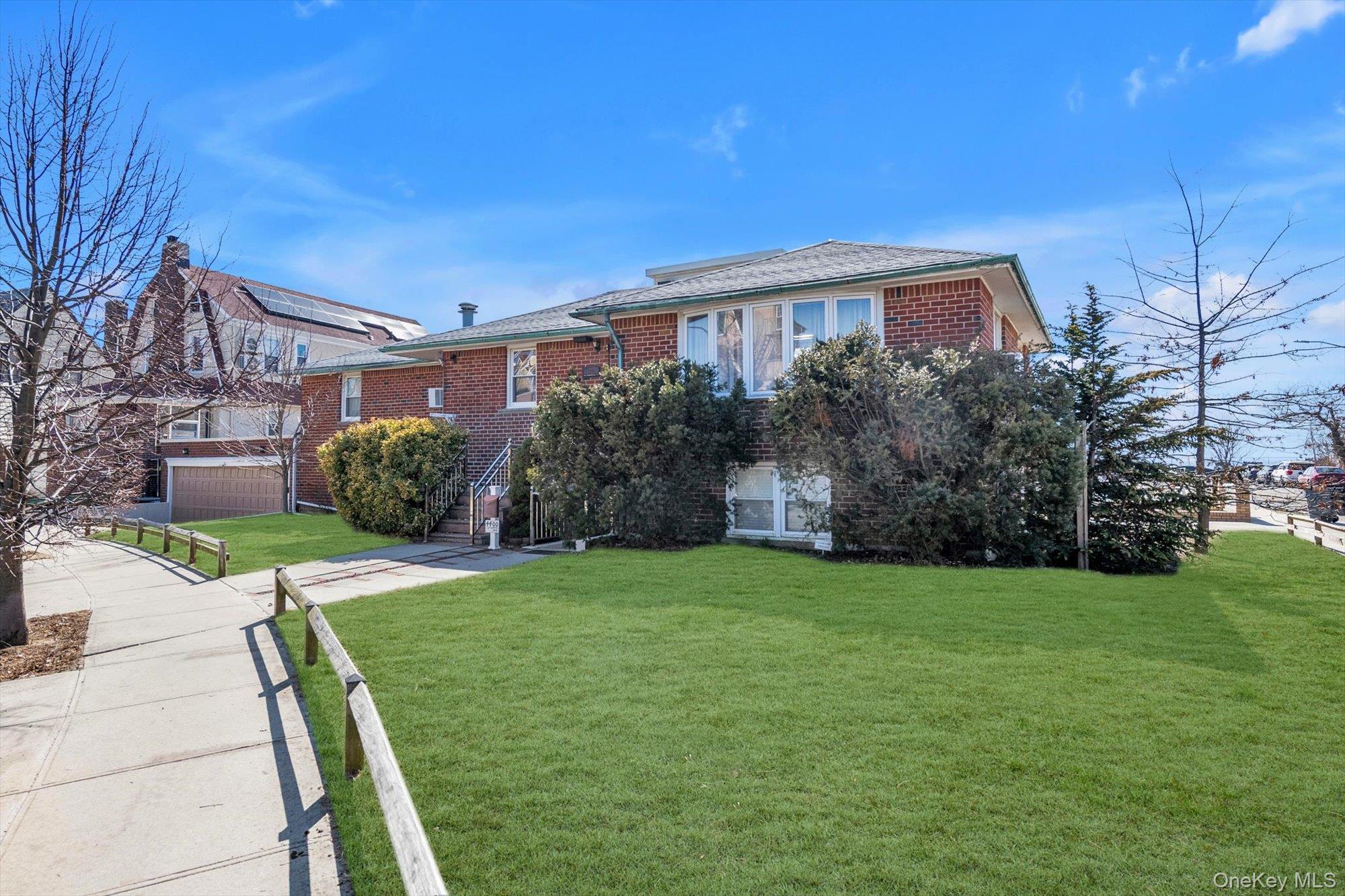 4400 Atlantic Avenue, Brooklyn, NY 11224