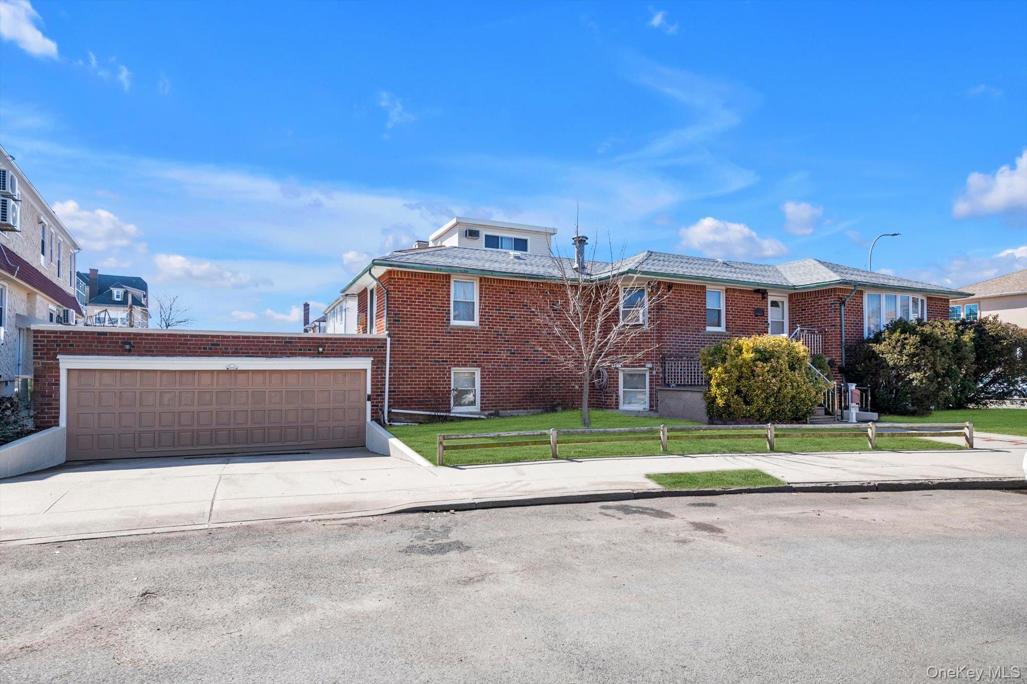 4400 Atlantic Avenue, Brooklyn, NY 11224