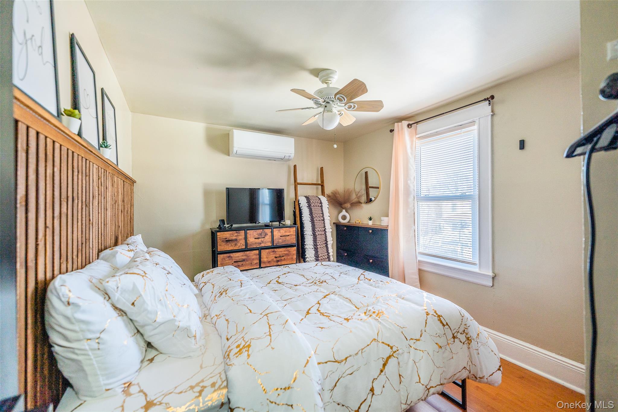 8932 90th Street, Woodhaven, NY 11421