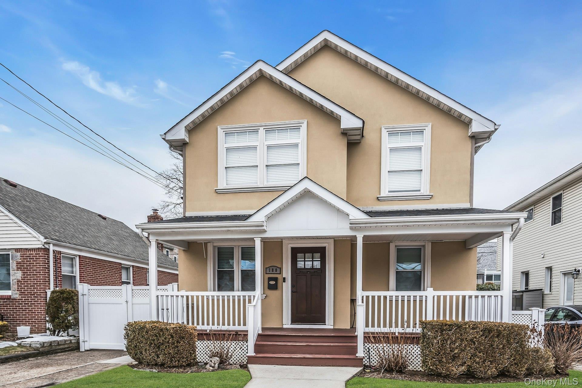 180 Kensington Road, Garden City South, NY 11530