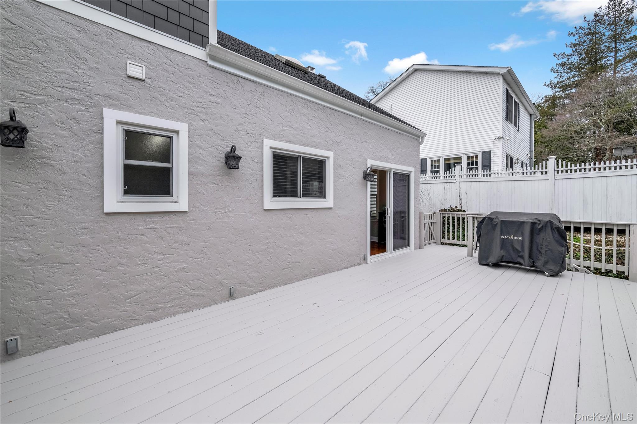 40 Wickford Road, New Rochelle, NY 10801