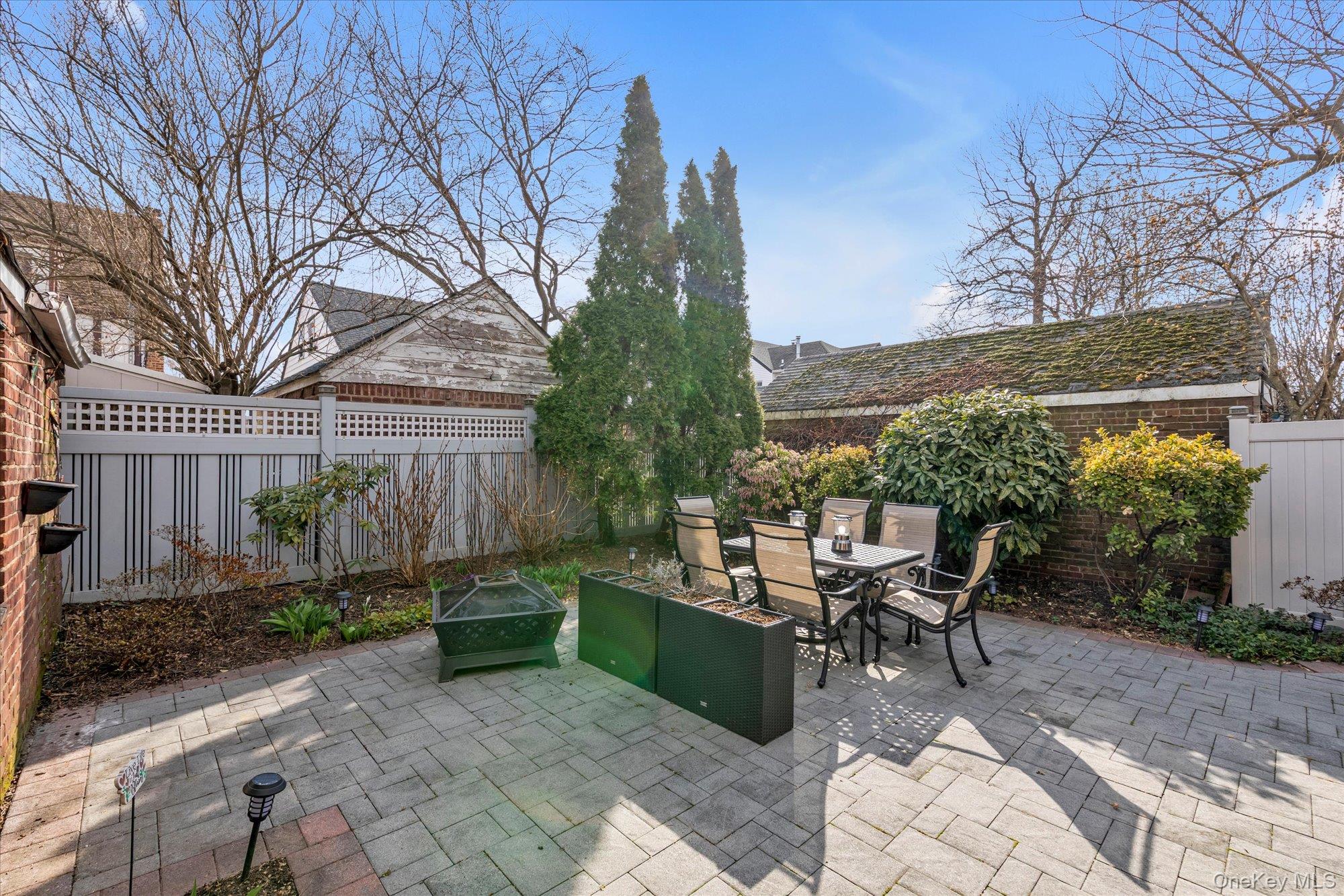 36-13 Clearview Expressway, Bayside, NY 11361