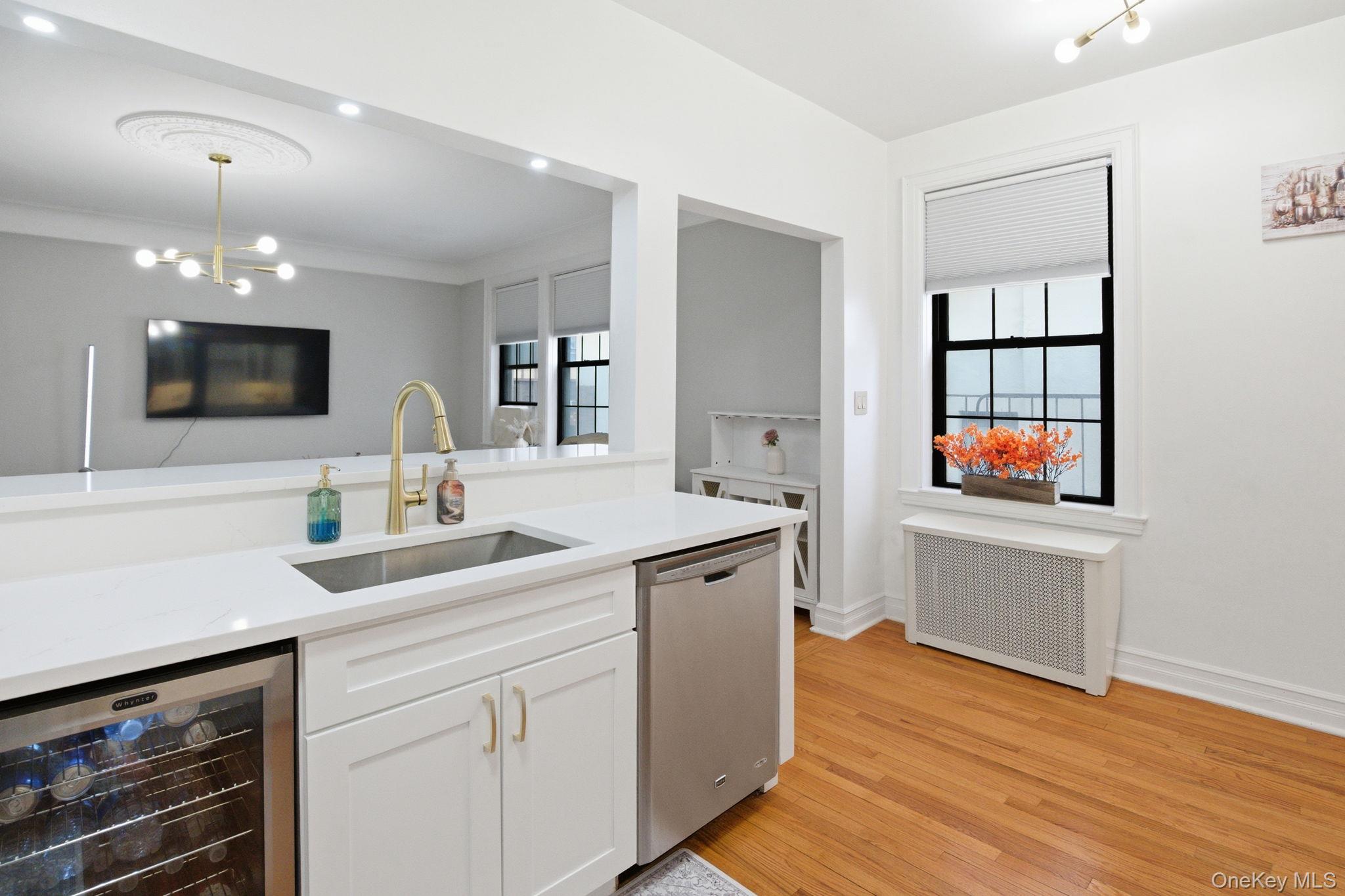 26 W Pondfield Road # #4F, Bronxville, NY 10708