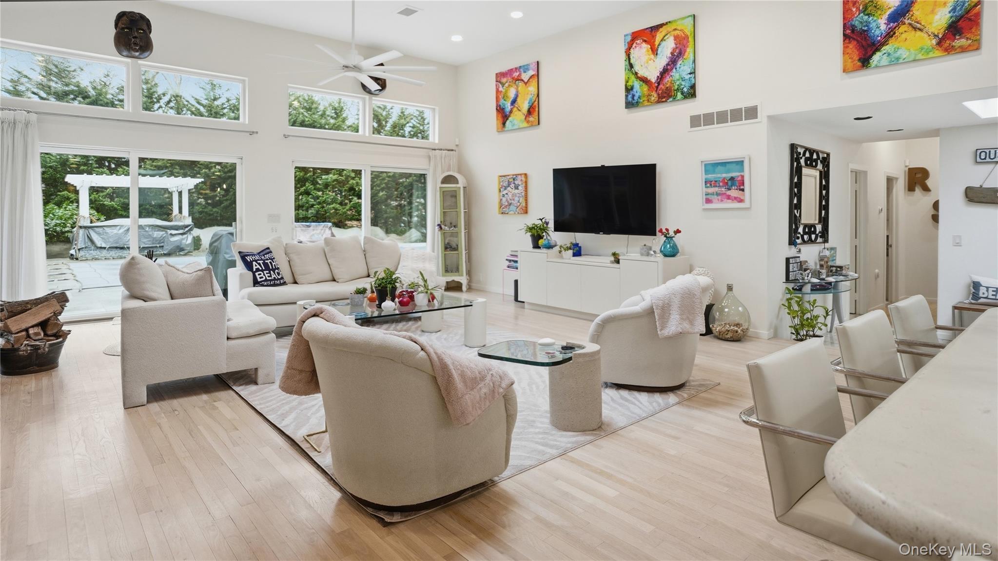 15 Blueberry Lane, Quogue, NY 11959