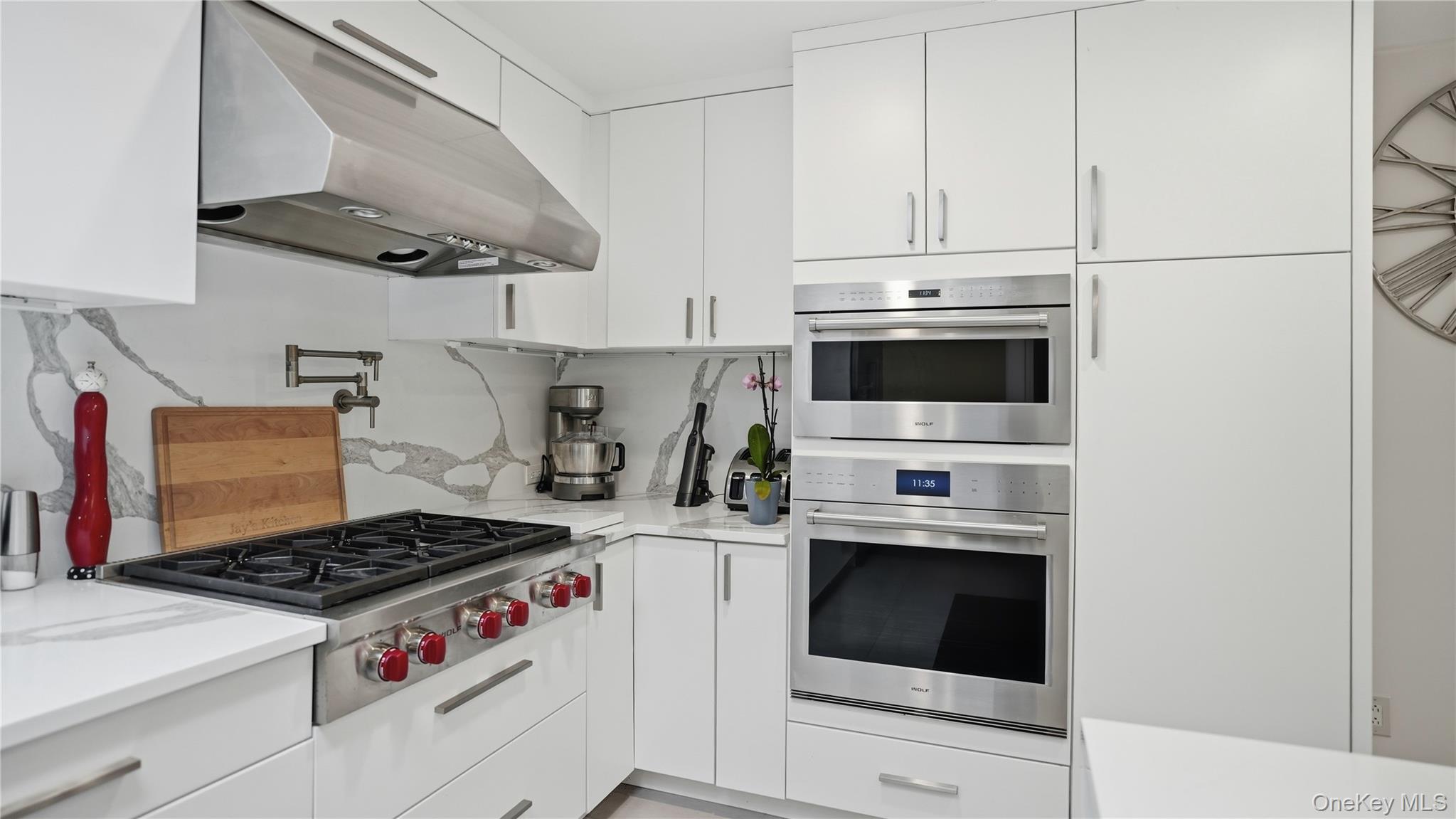 15 Blueberry Lane, Quogue, NY 11959