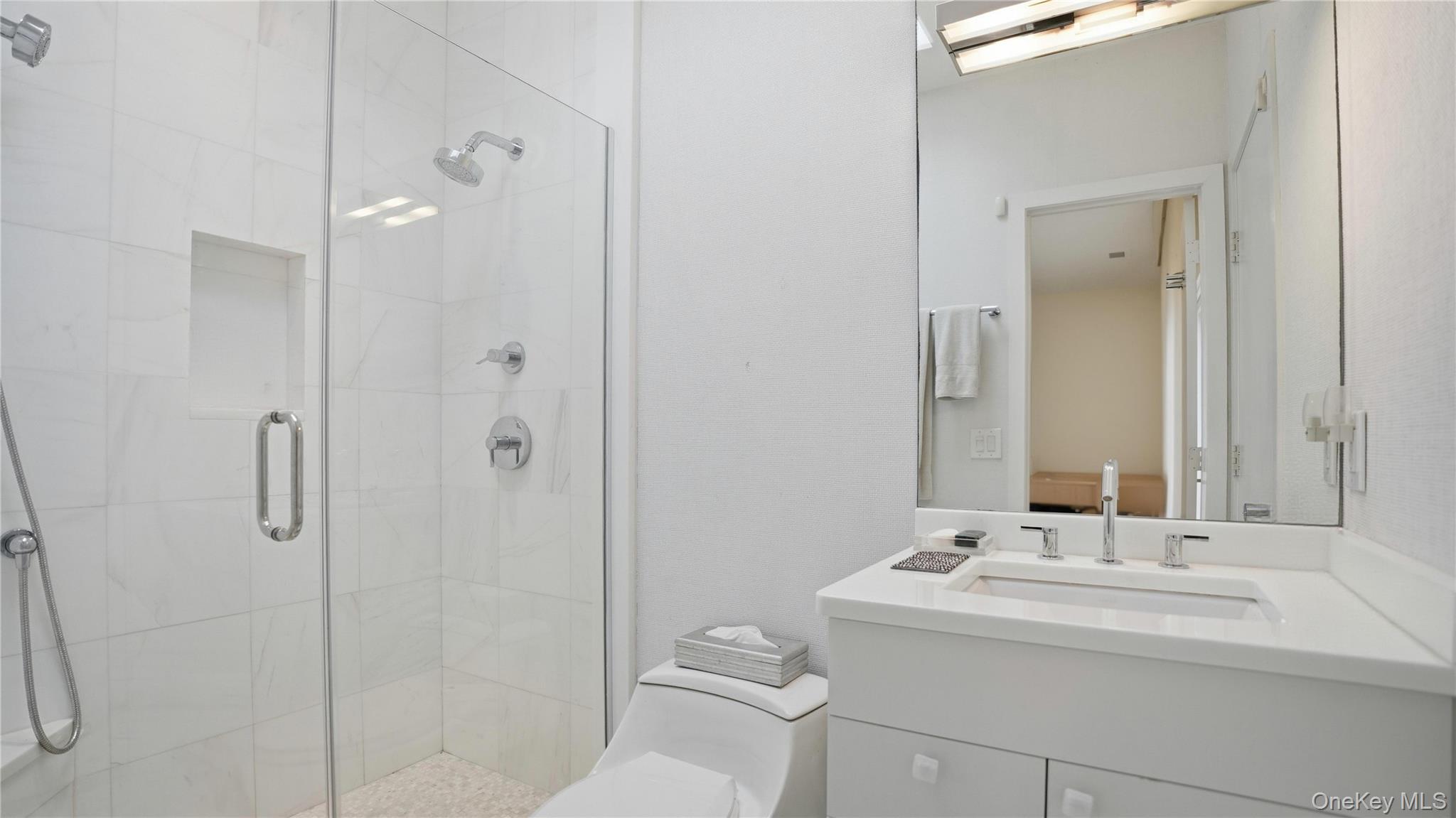 15 Blueberry Lane, Quogue, NY 11959