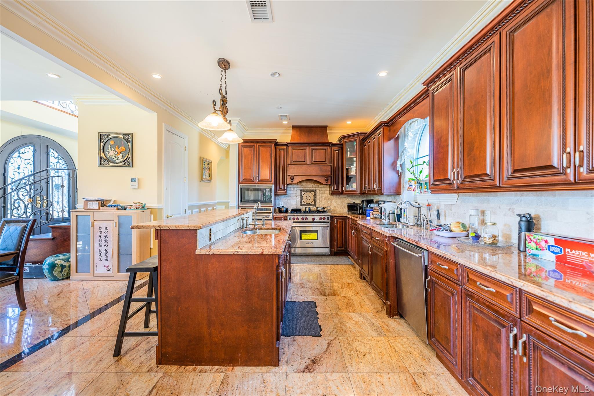 16003 Cryders Lane, Whitestone, NY 11357