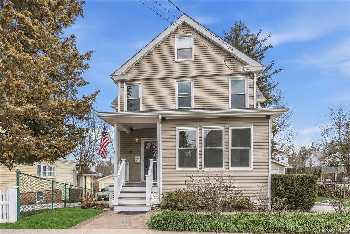 75 Anstice Street # 1, Oyster Bay, NY 11771