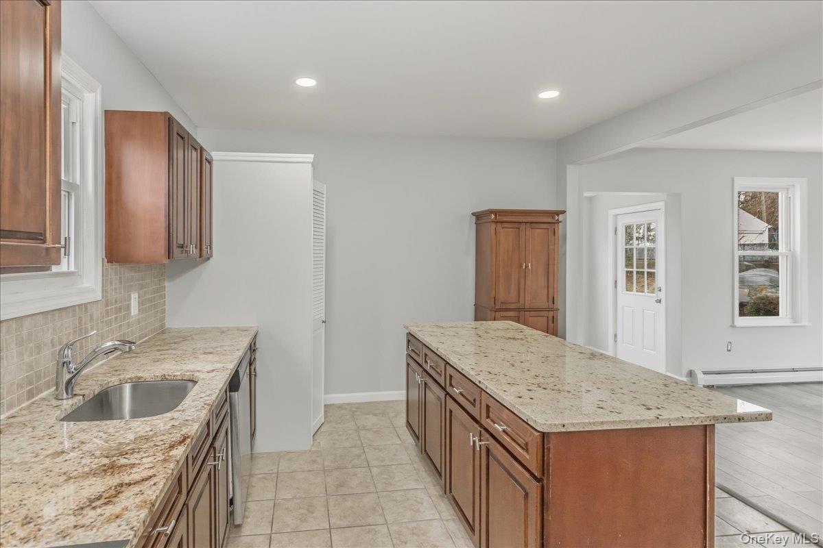 75 Anstice Street # 1, Oyster Bay, NY 11771