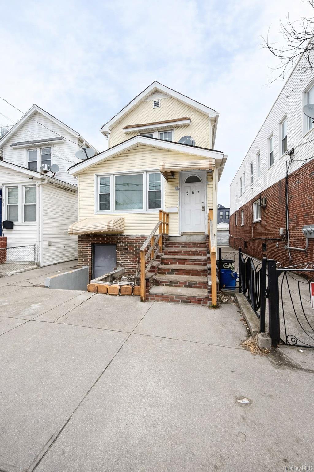 967 E 94th Street, Brooklyn, NY 11236