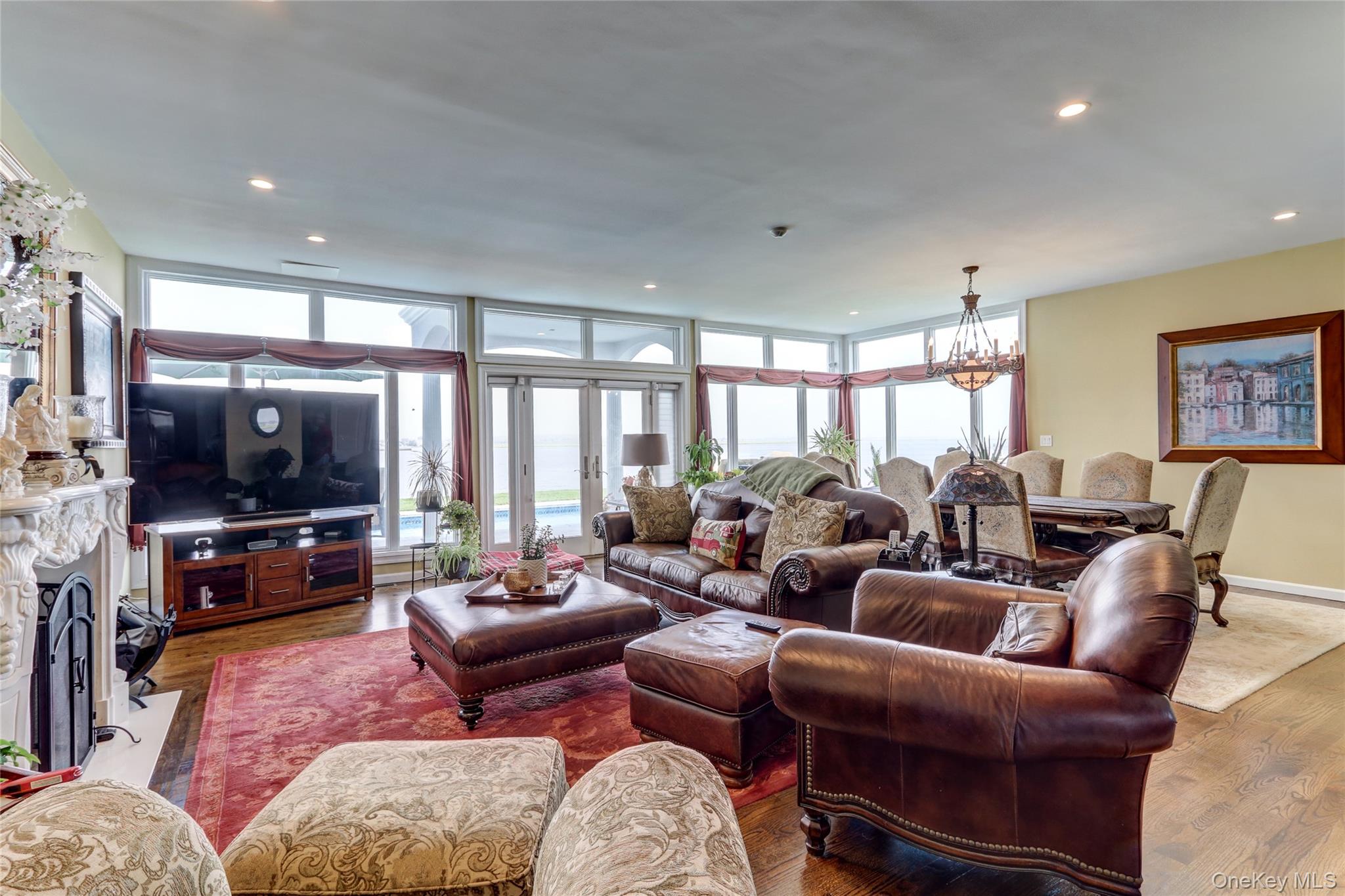 609 E Bay Drive, Long Beach, NY 11561