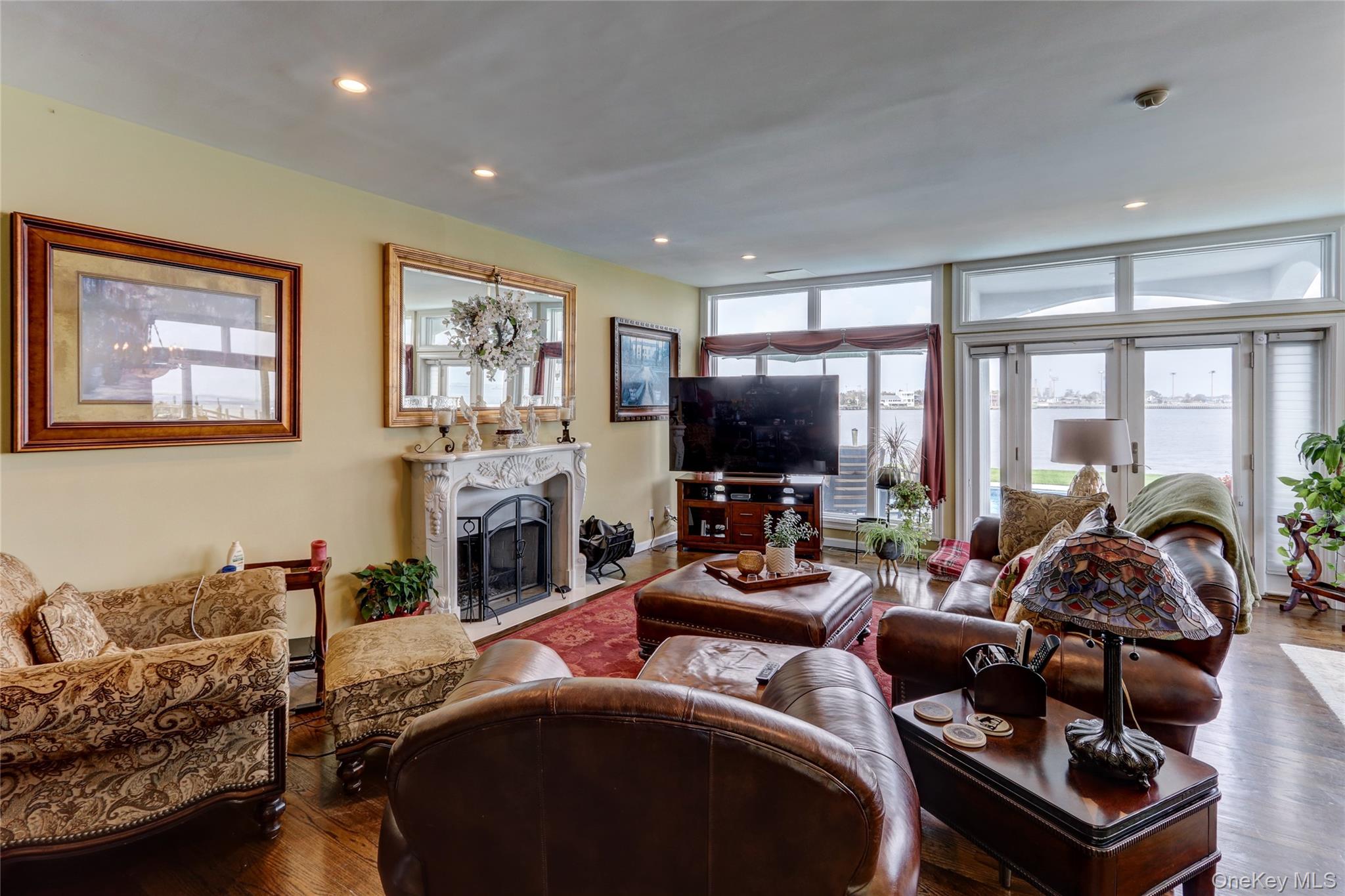 609 E Bay Drive, Long Beach, NY 11561