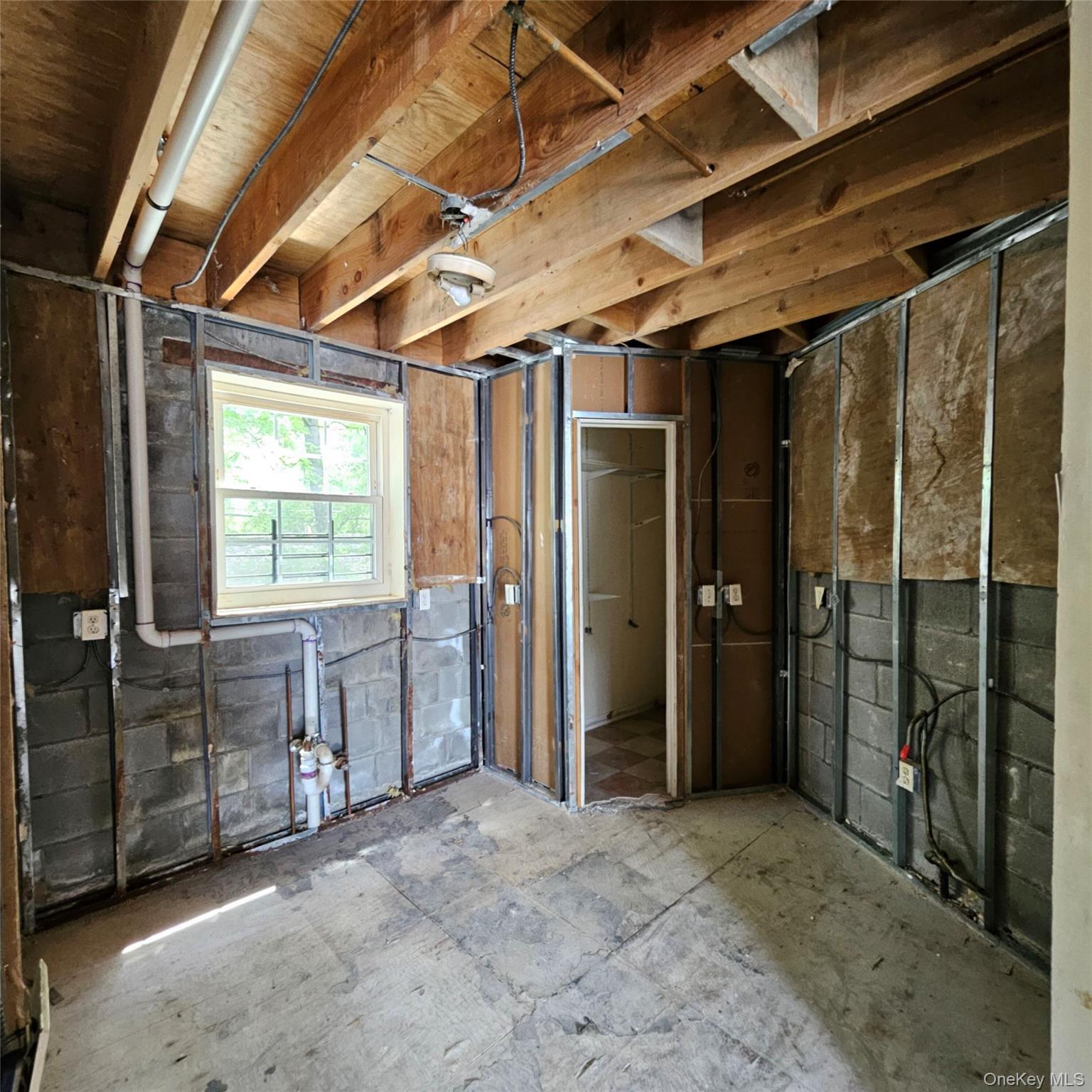 1754 Givan Avenue, Bronx, NY 10469