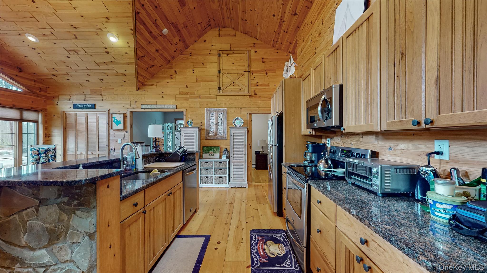 128 Shore Drive N, Wurtsboro, NY 12790