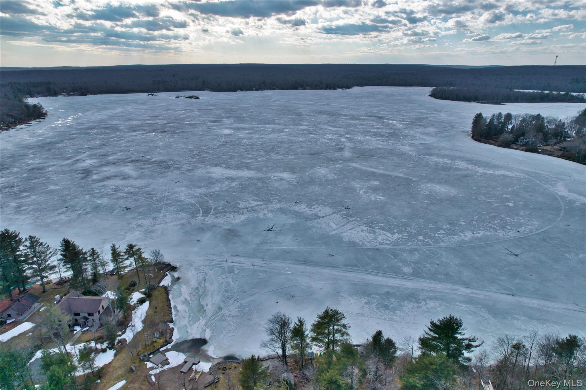 128 Shore Drive N, Wurtsboro, NY 12790