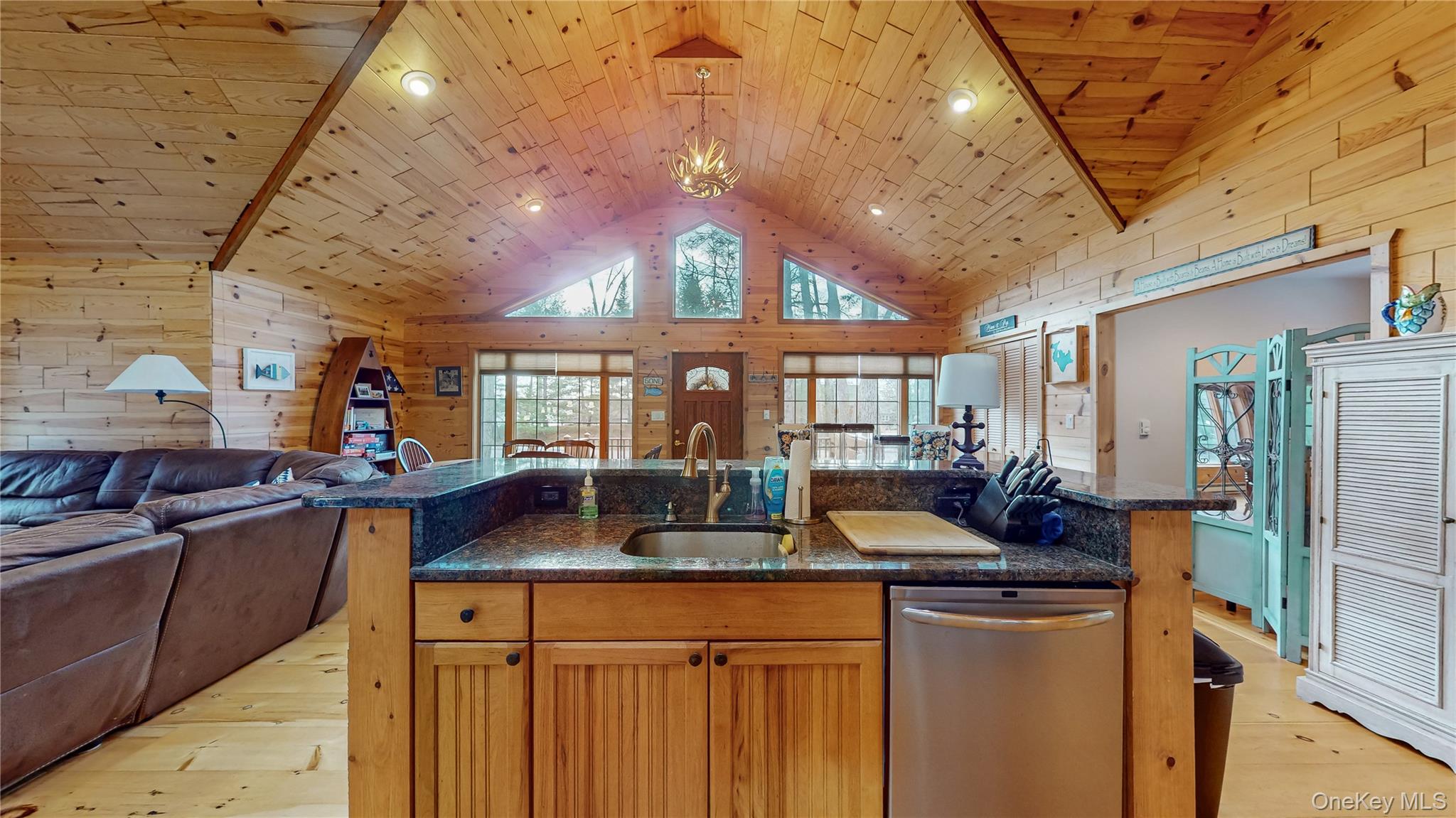 128 Shore Drive N, Wurtsboro, NY 12790