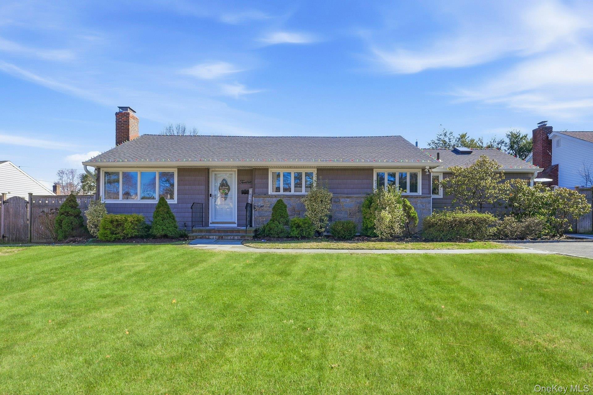 12 Sherman Road, Glen Cove, NY 11542