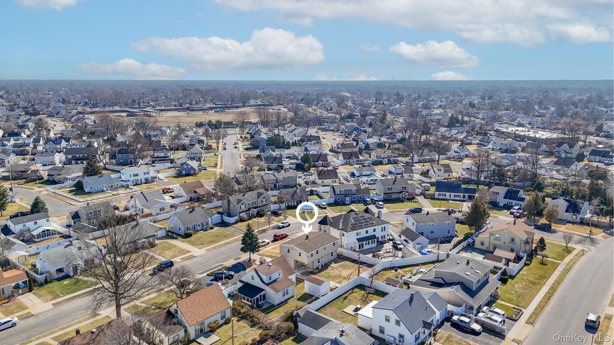 28 Candle Lane, Levittown, NY 11756