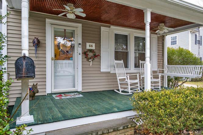 66 Cocks Lane, Locust Valley, NY 11560