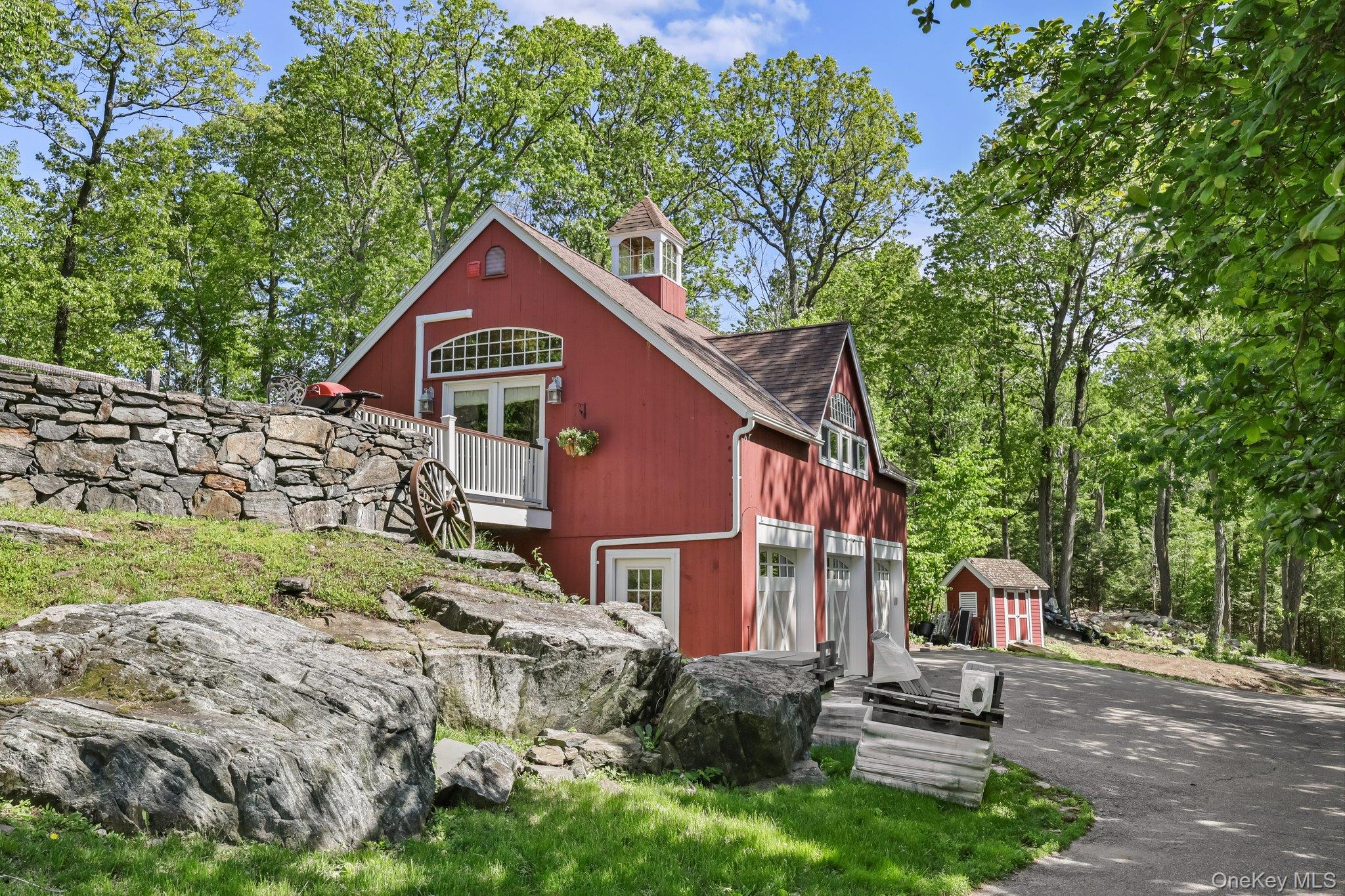 24 Jackson Road, Mahopac, NY 10541