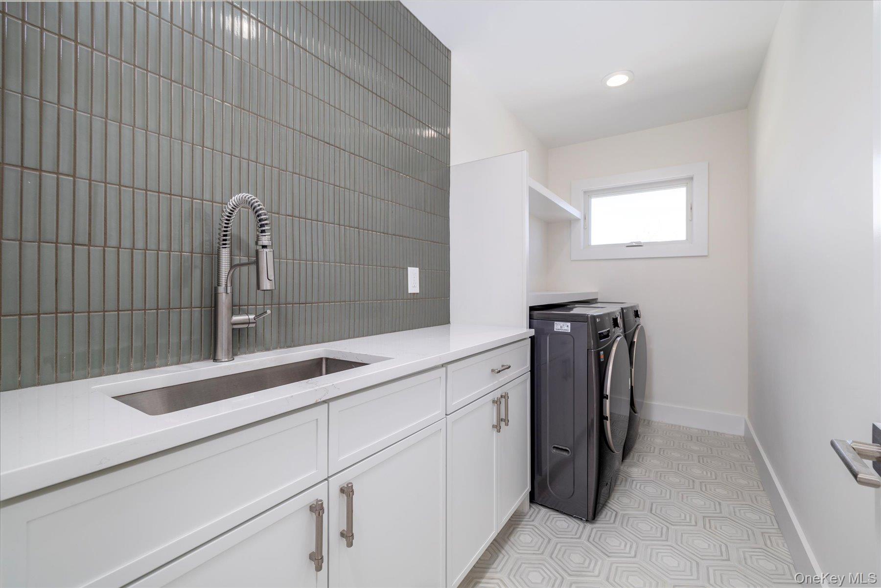 8 Van Cott Place, North Bellmore, NY 11710