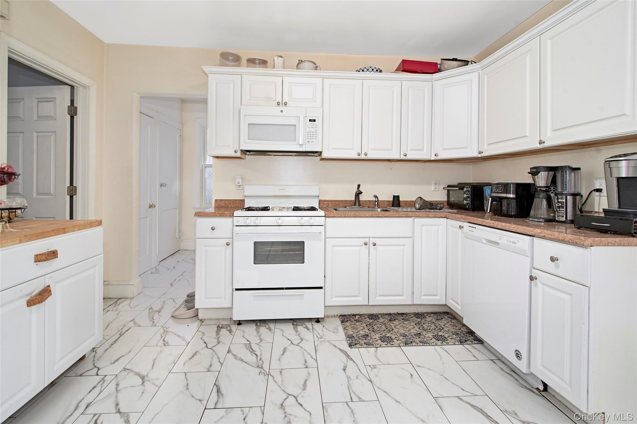 123 Webster Avenue, Harrison, NY 10528