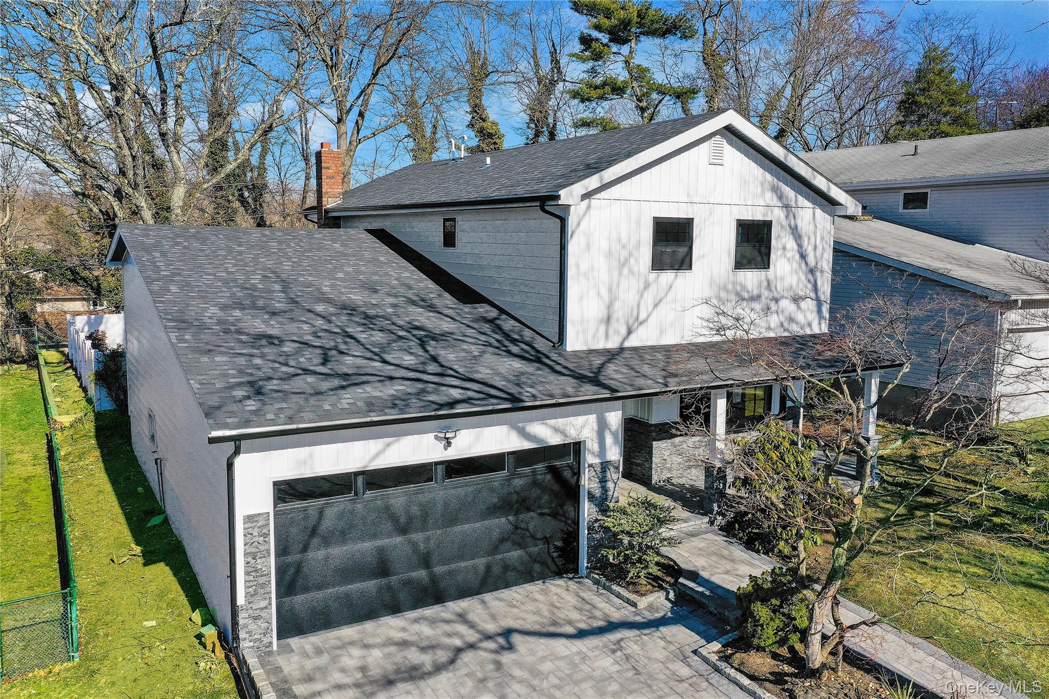 105 Radcliff Avenue, Port Washington, NY 11050