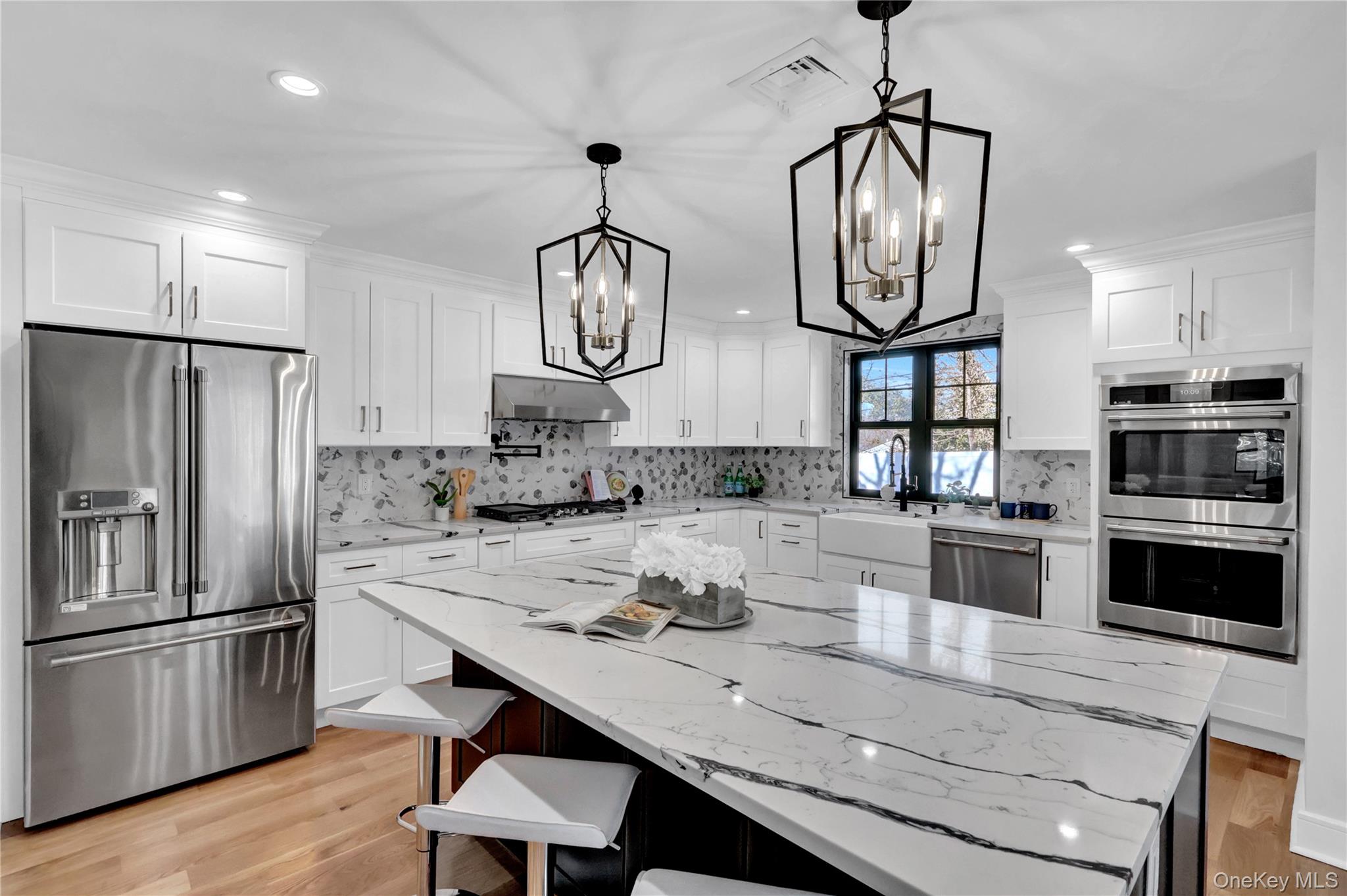 105 Radcliff Avenue, Port Washington, NY 11050