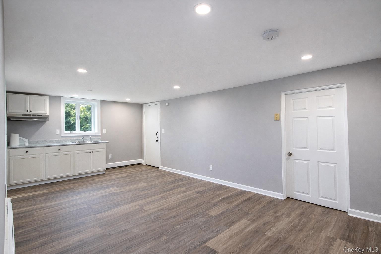 660 N Dunton Avenue, East Patchogue, NY 11772