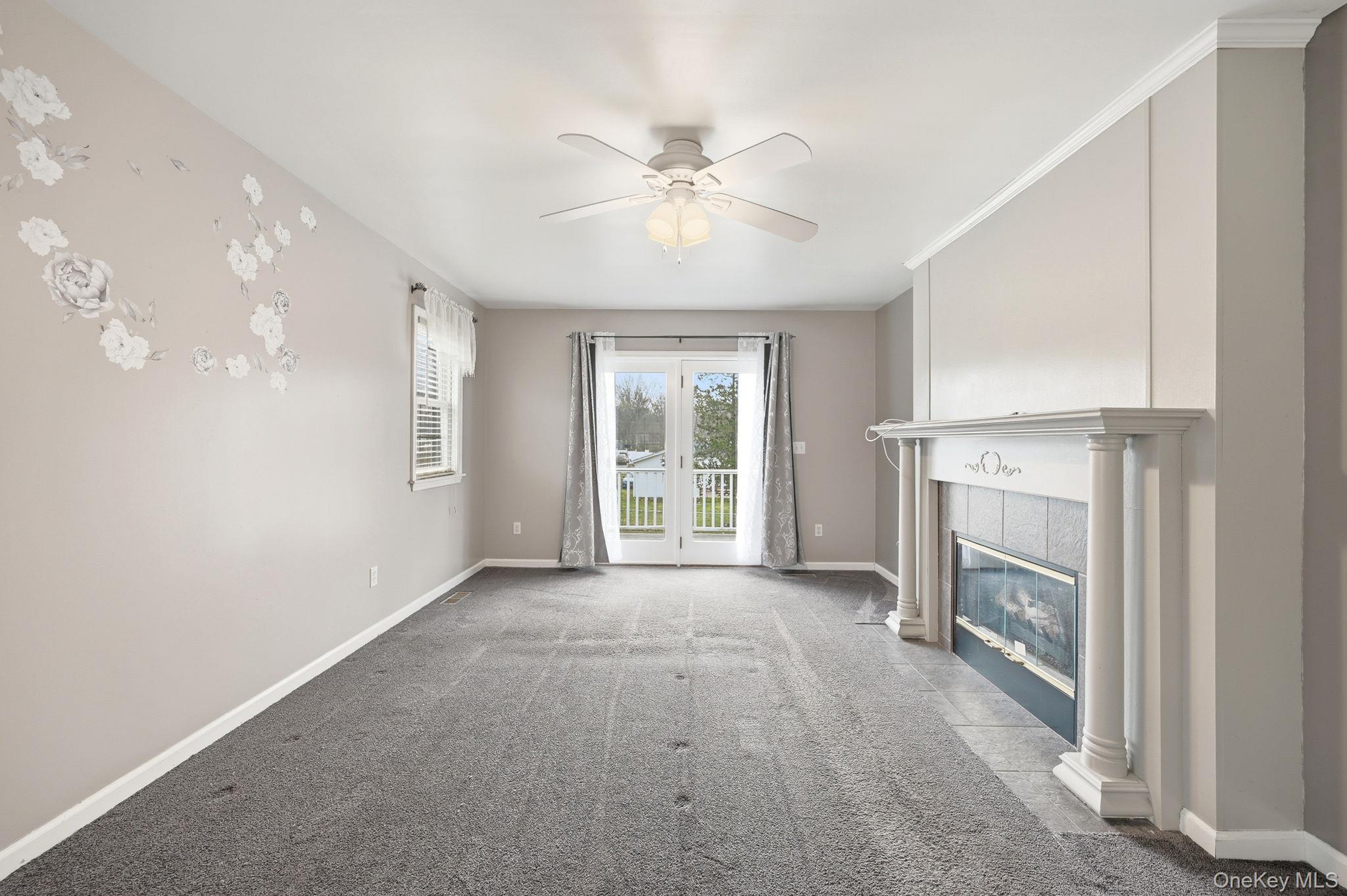 186 Violet Avenue, Poughkeepsie, NY 12601