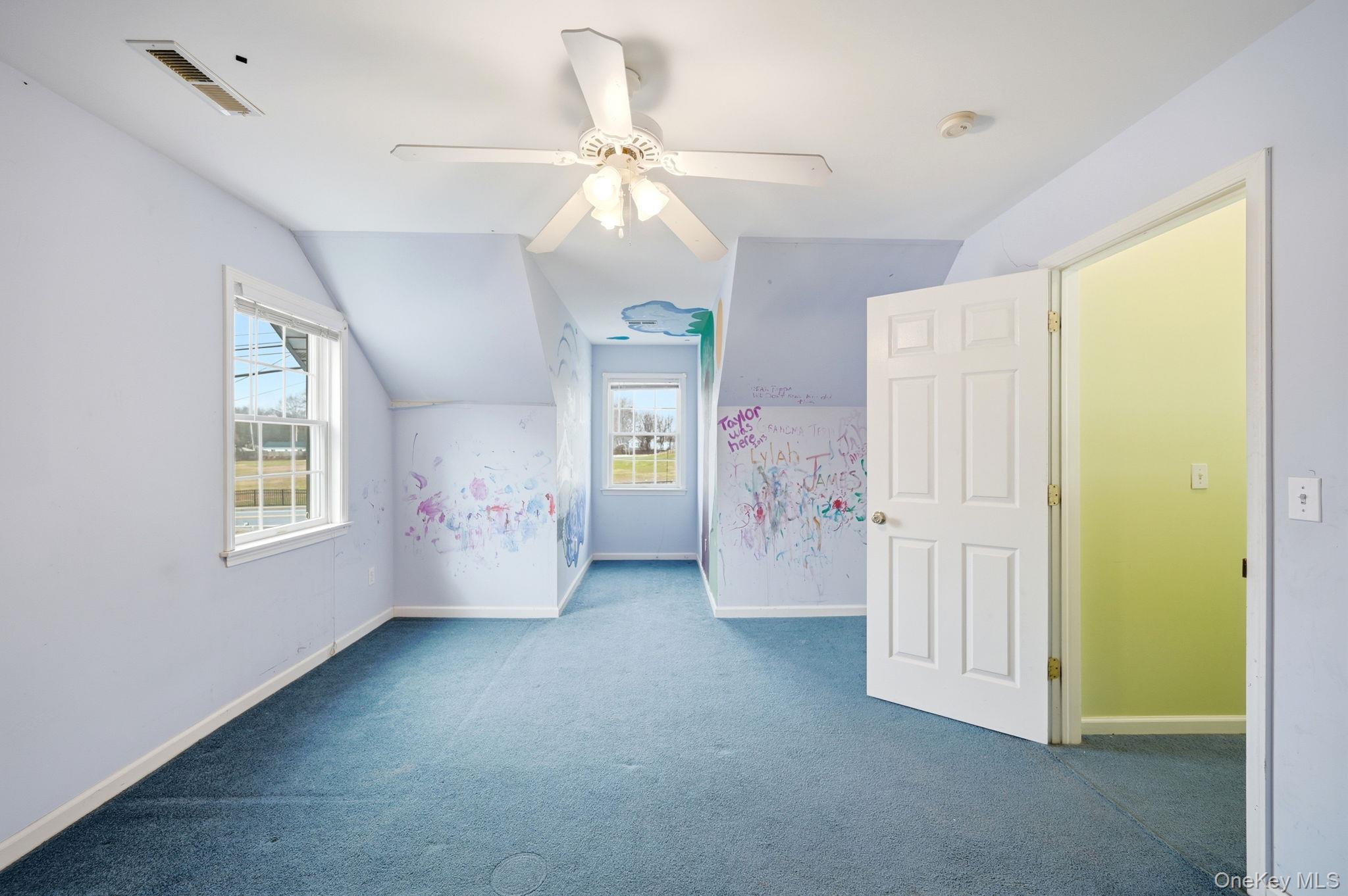 186 Violet Avenue, Poughkeepsie, NY 12601