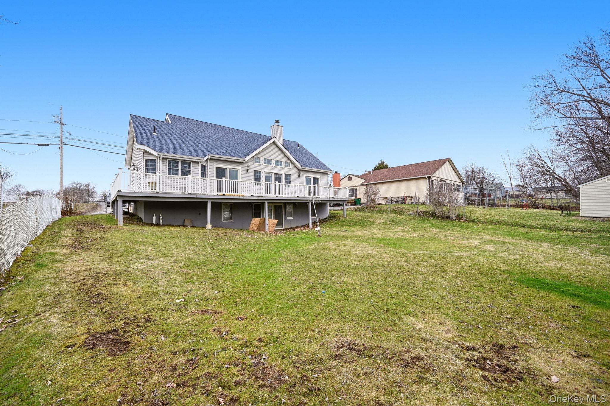 186 Violet Avenue, Poughkeepsie, NY 12601