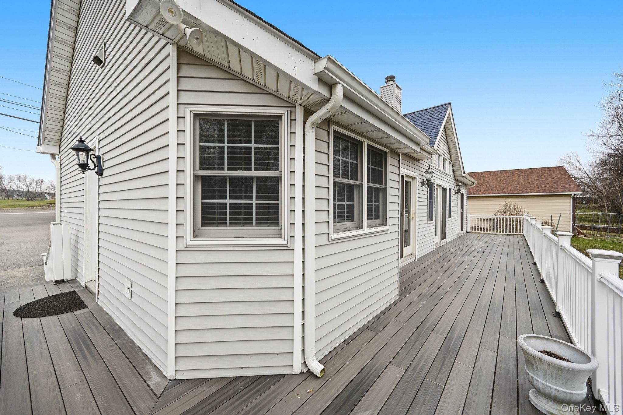 186 Violet Avenue, Poughkeepsie, NY 12601