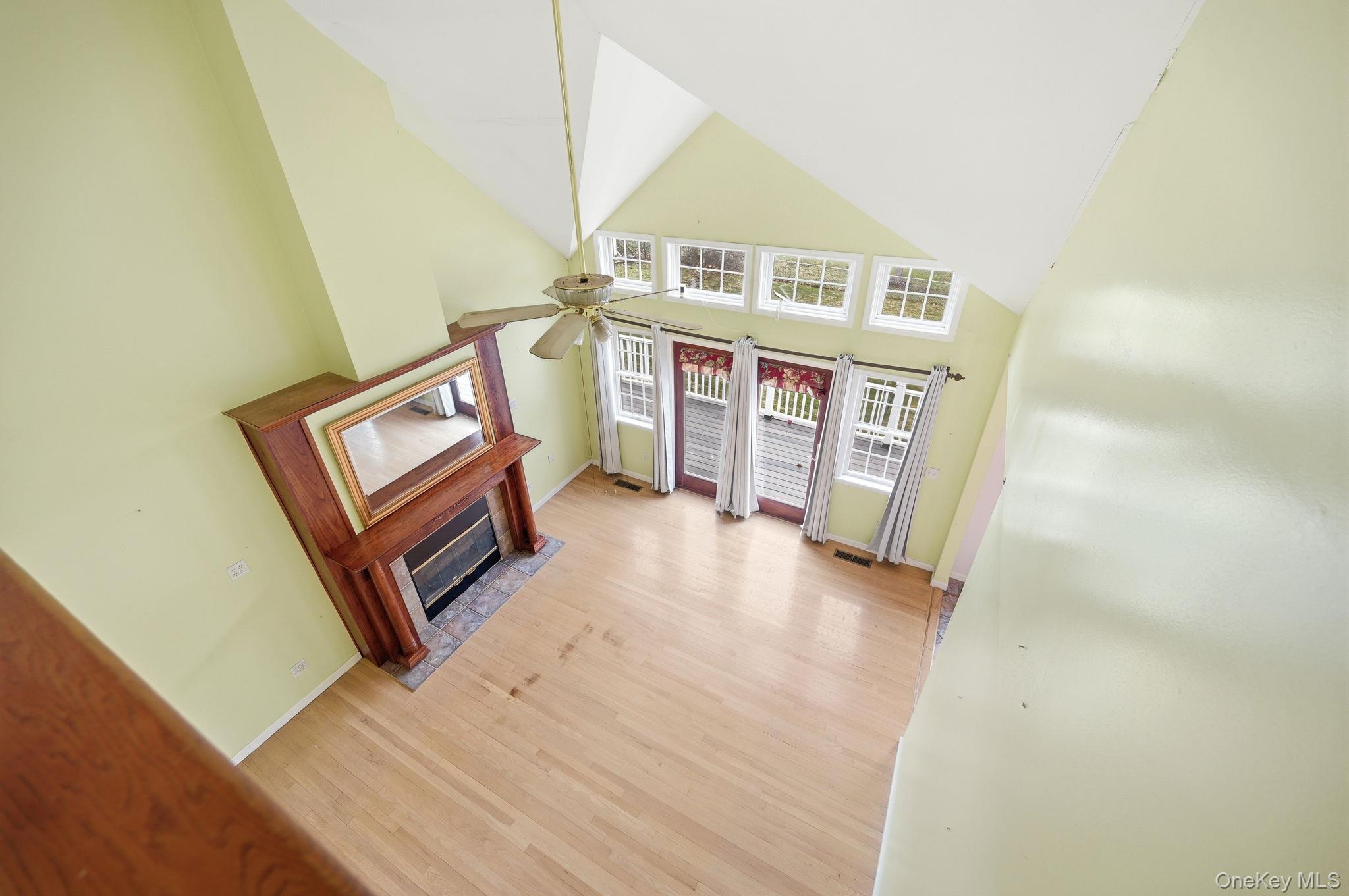 186 Violet Avenue, Poughkeepsie, NY 12601