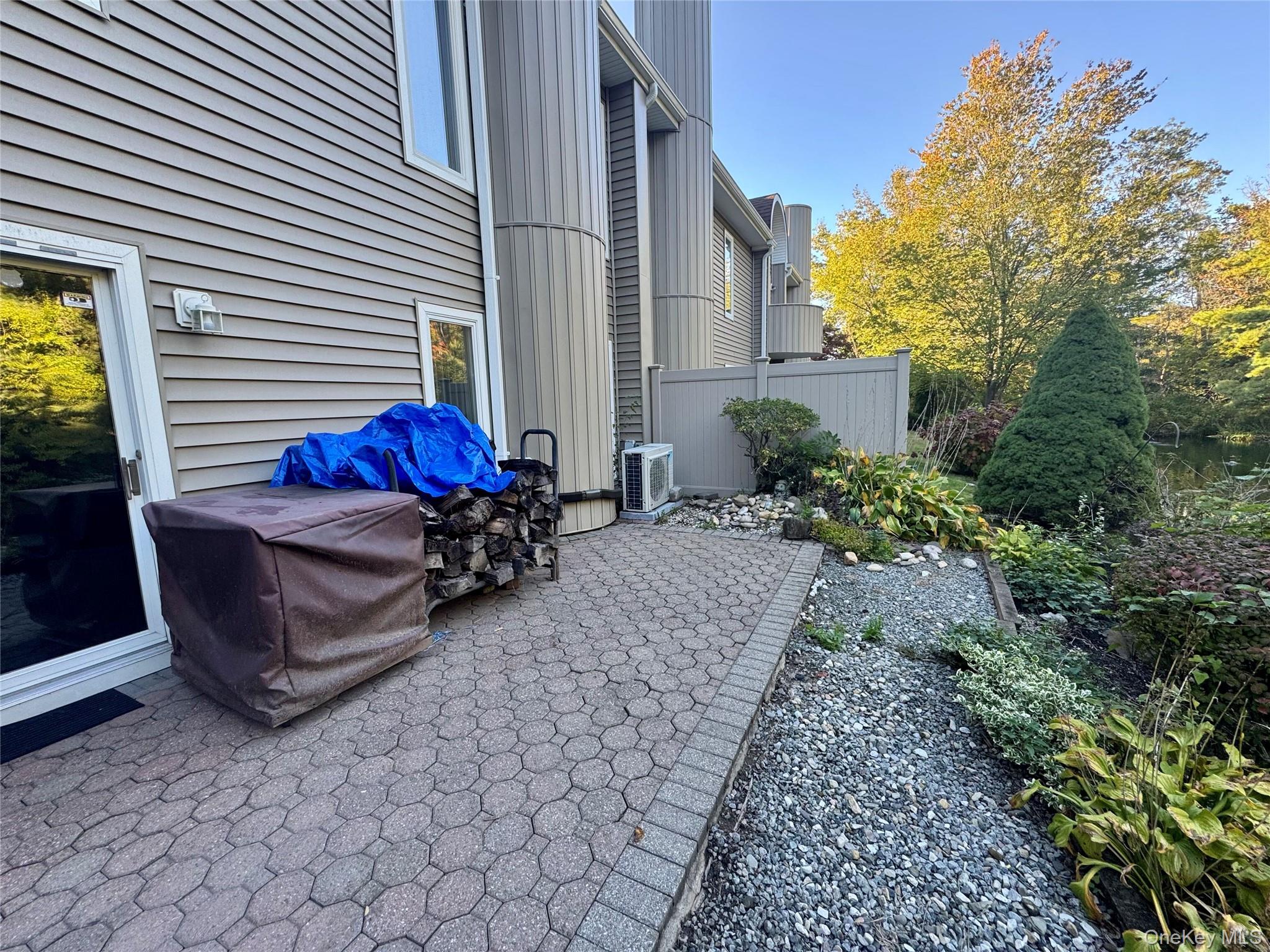 55 Kristin Lane, Hauppauge, NY 11788